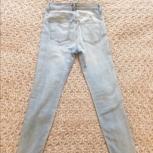 Light Wash Skinny Jeans - Picture 3 of 3
